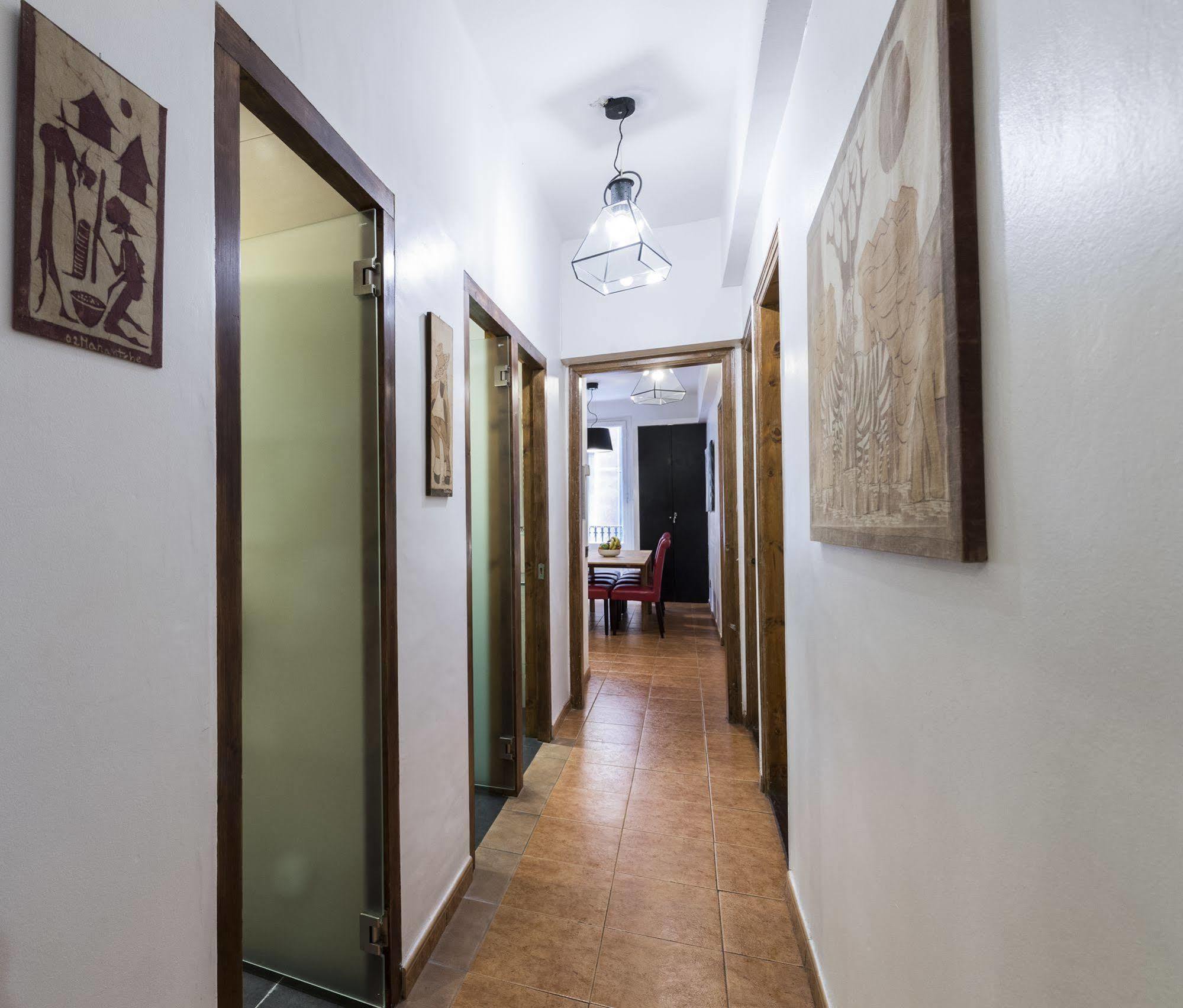 Vidre Home - Plaza Real บาร์เซโลนา ภายนอก รูปภาพ